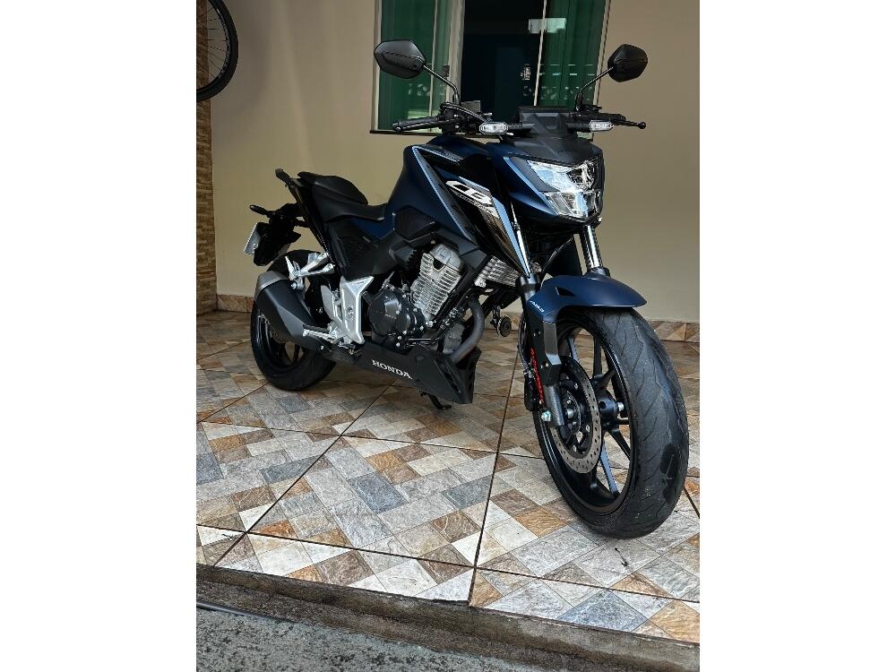 Honda CB 300 F Twister