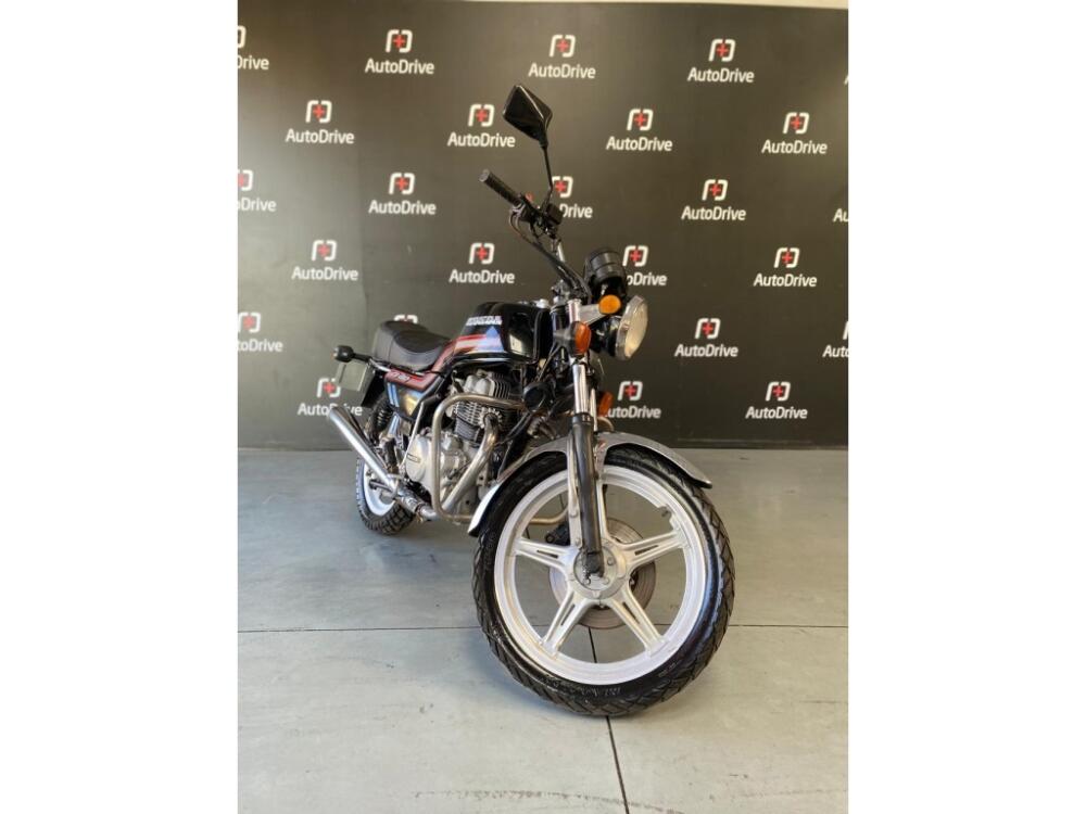 Honda CB 400