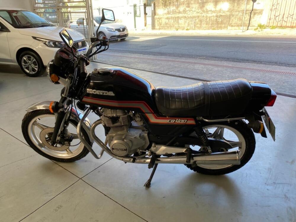 Honda CB 400