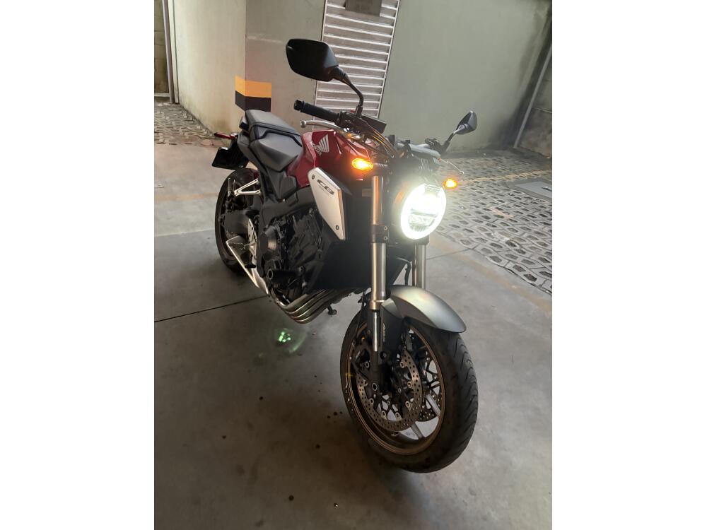Honda CB 650 R