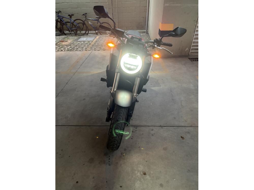 Honda CB 650 R