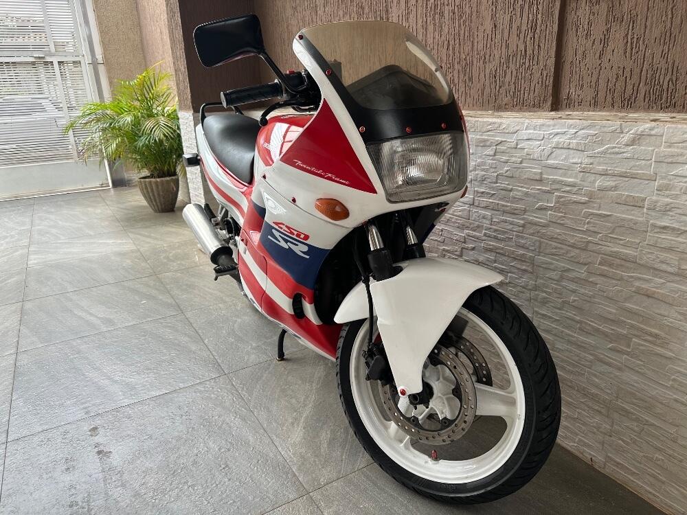 Honda CBR 450 SR