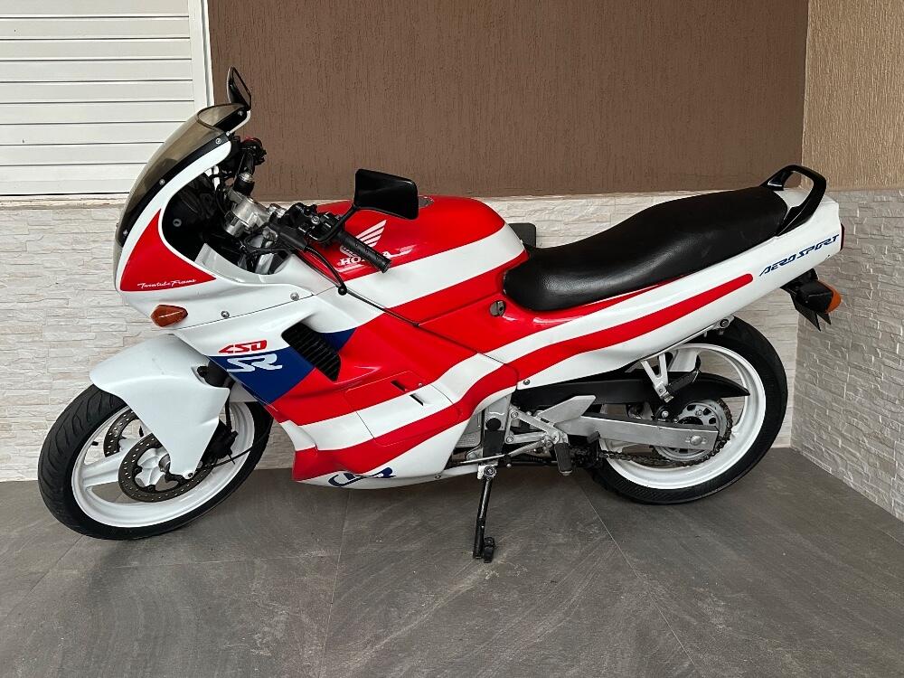 Honda CBR 450 SR