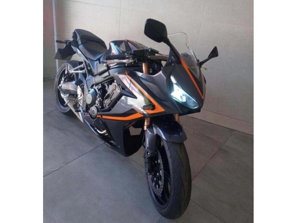 Honda CBR 650 R