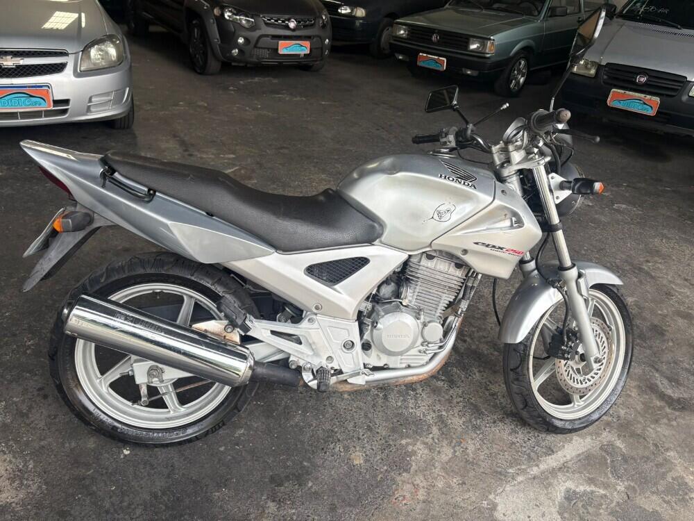 Honda CBX 250 TWISTER