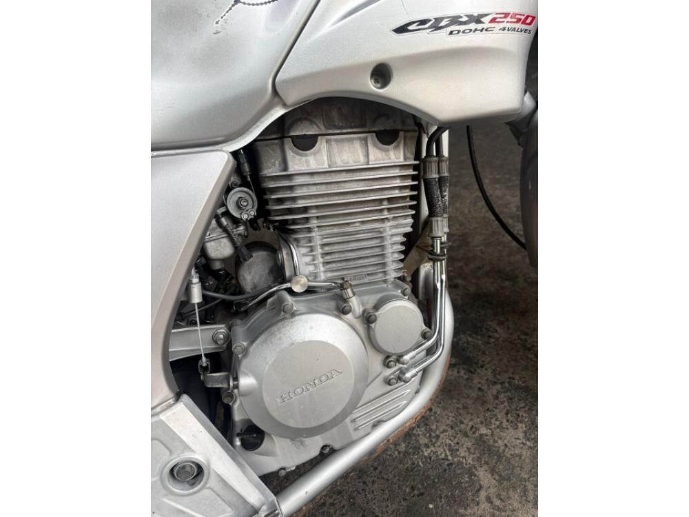 Honda CBX 250 TWISTER