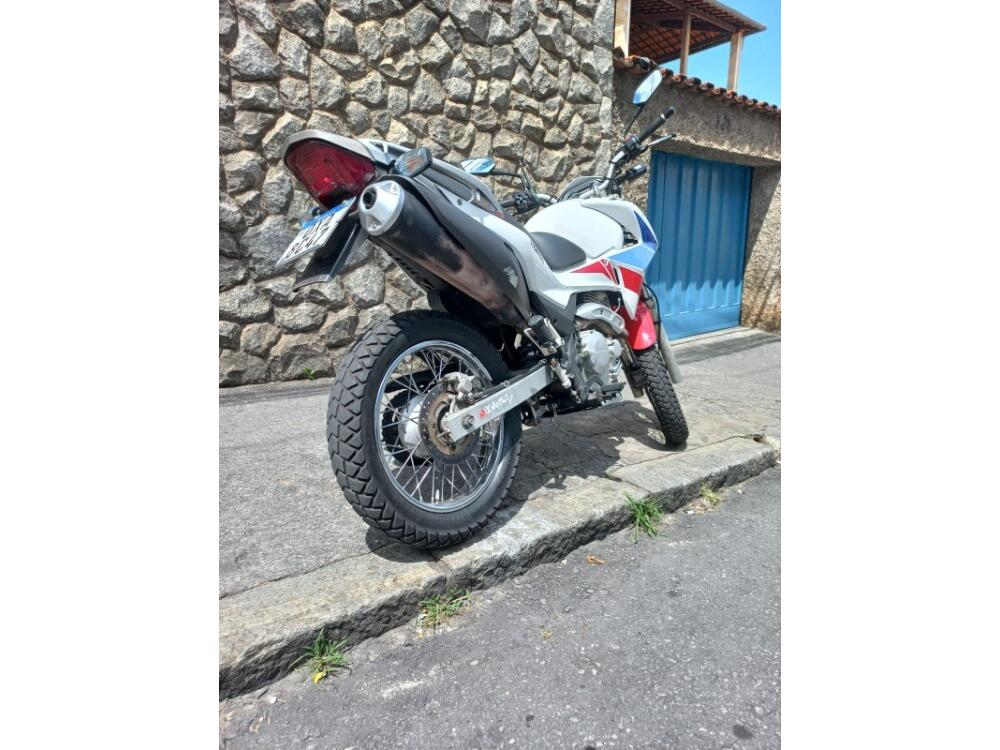Honda NX 400i FALCON