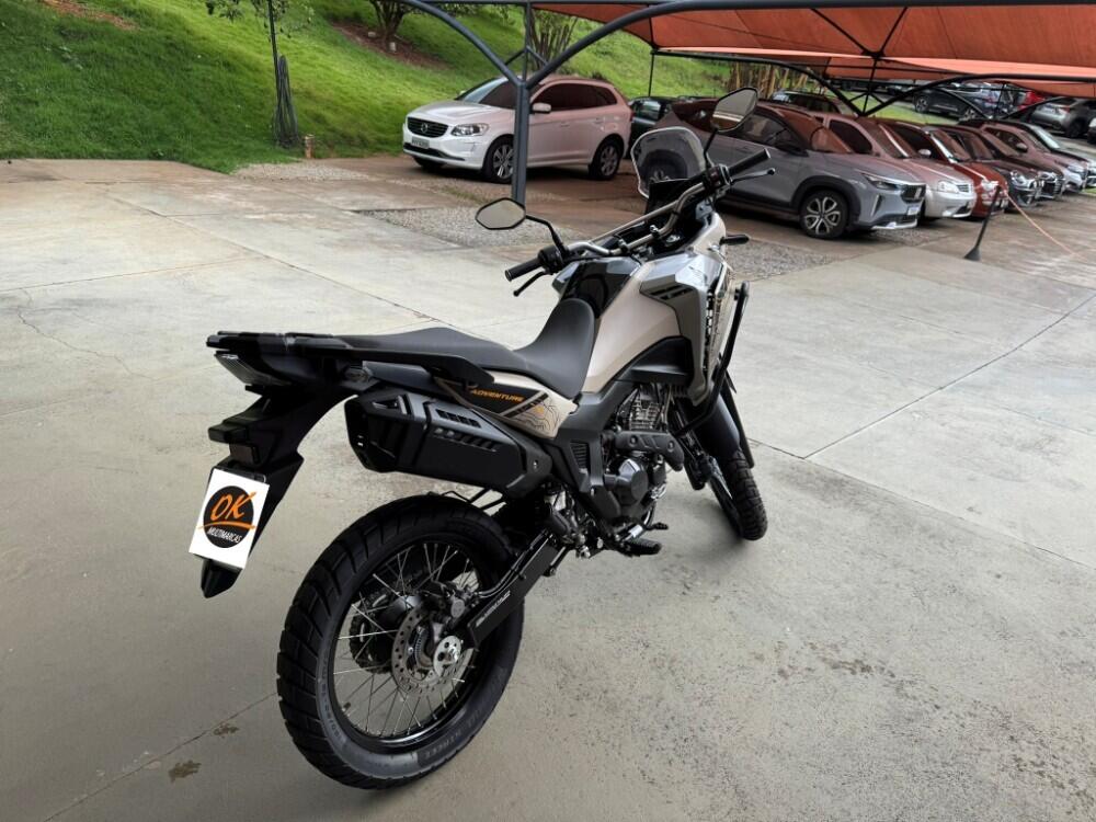 Honda SAHARA 300