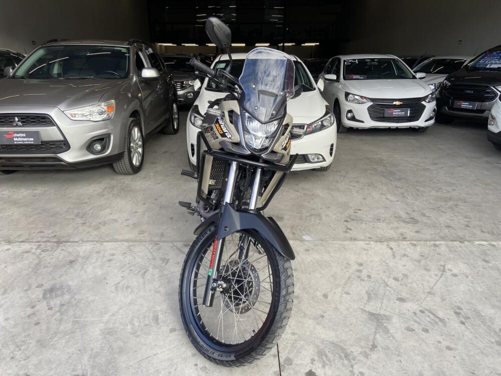 Honda SAHARA 300