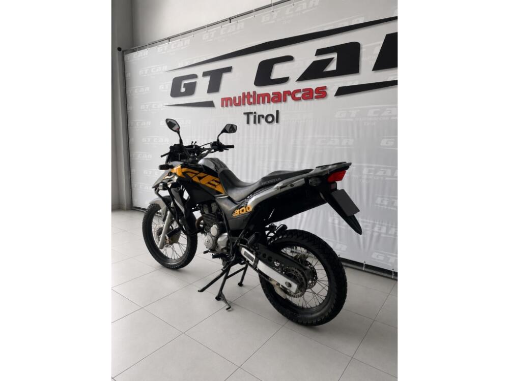 Honda XRE 300