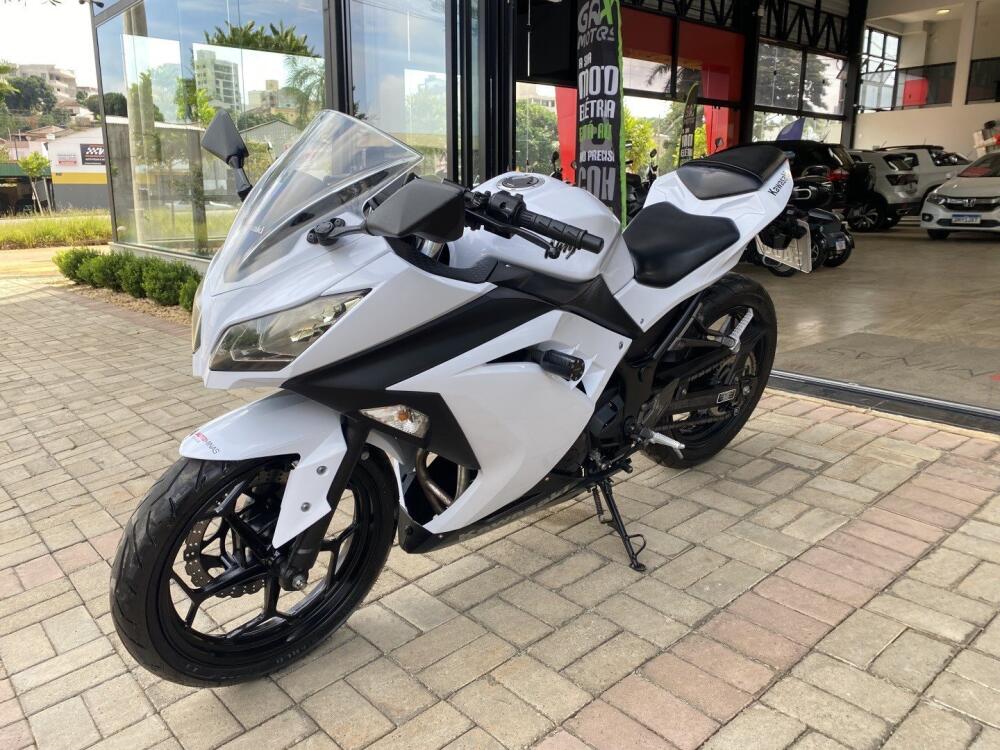 Kawasaki NINJA 300