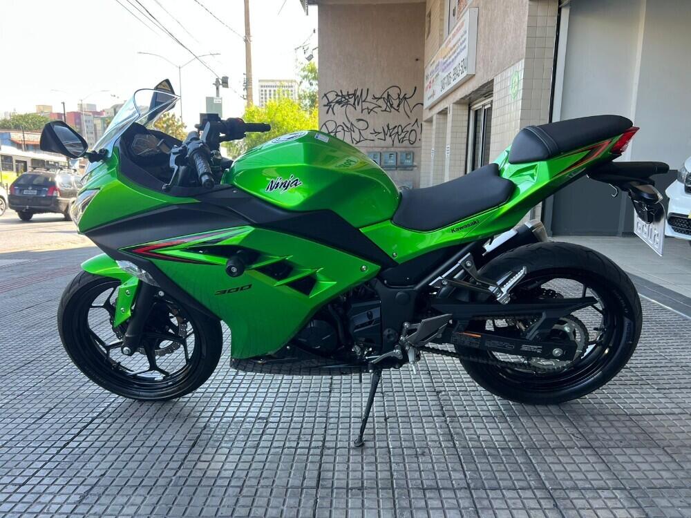 Kawasaki NINJA 300