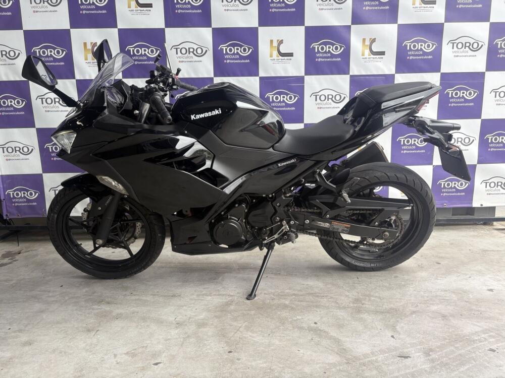 Kawasaki NINJA 400 Manual 19/20 Preto - 5019014 - Contagem