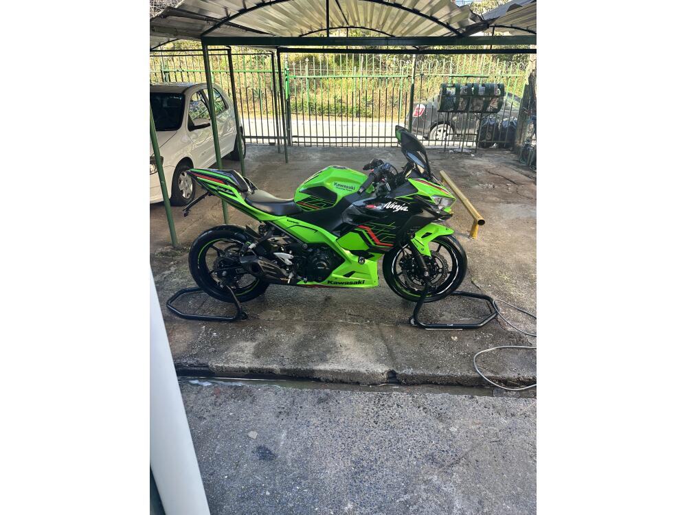 Kawasaki NINJA 400