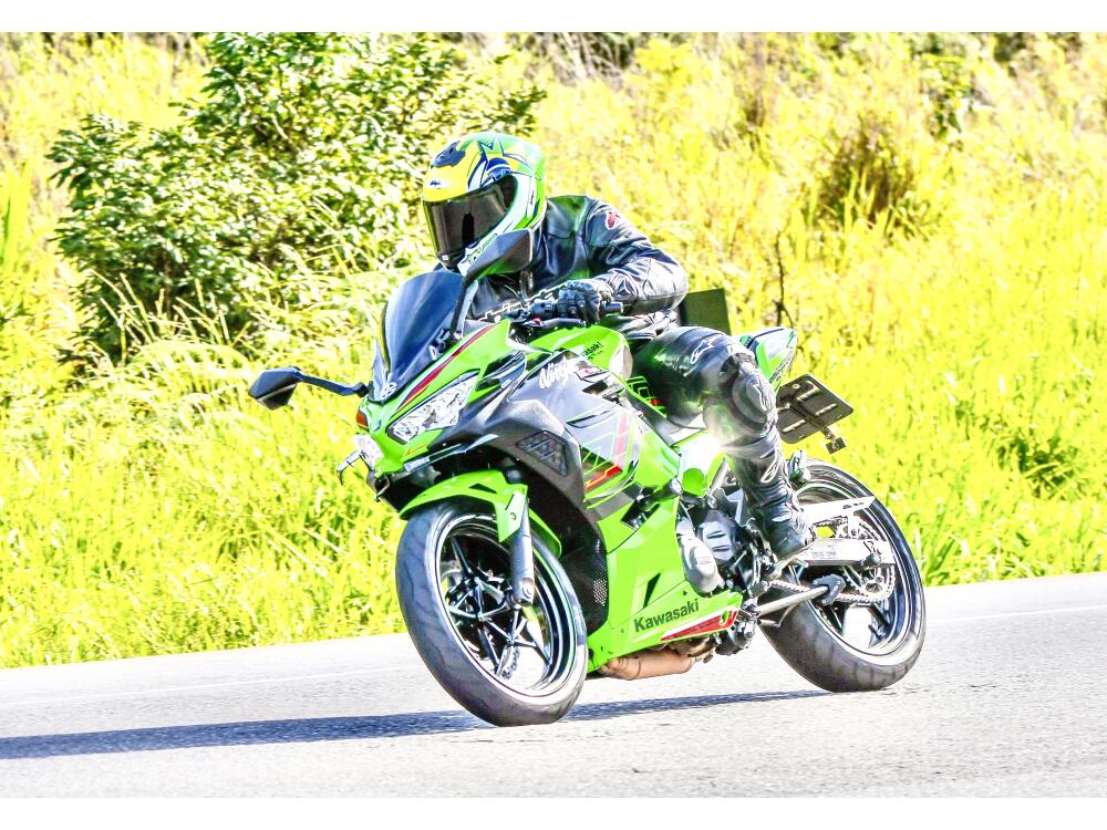 Kawasaki NINJA 400