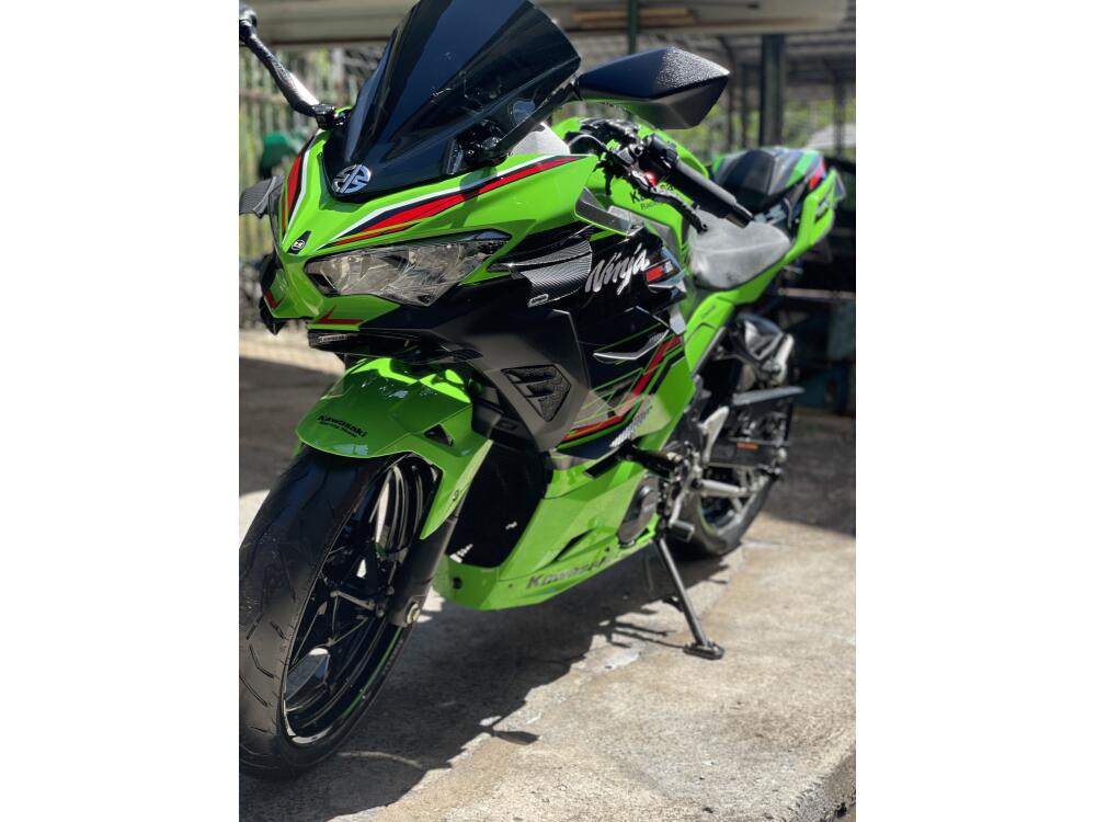 Kawasaki NINJA 400