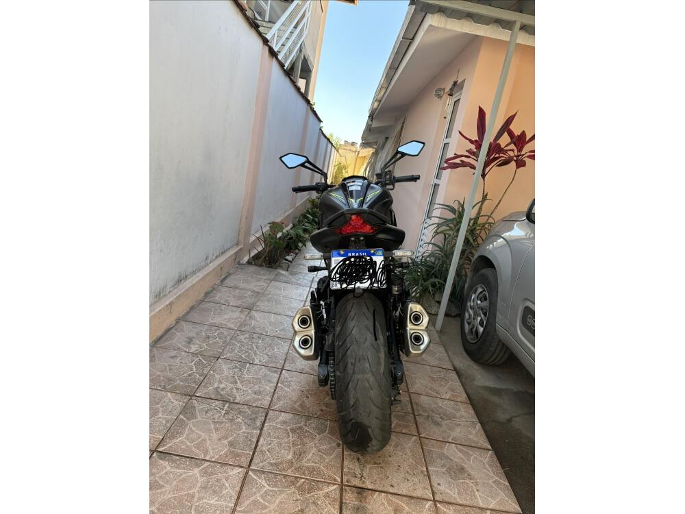 Kawasaki Z1000