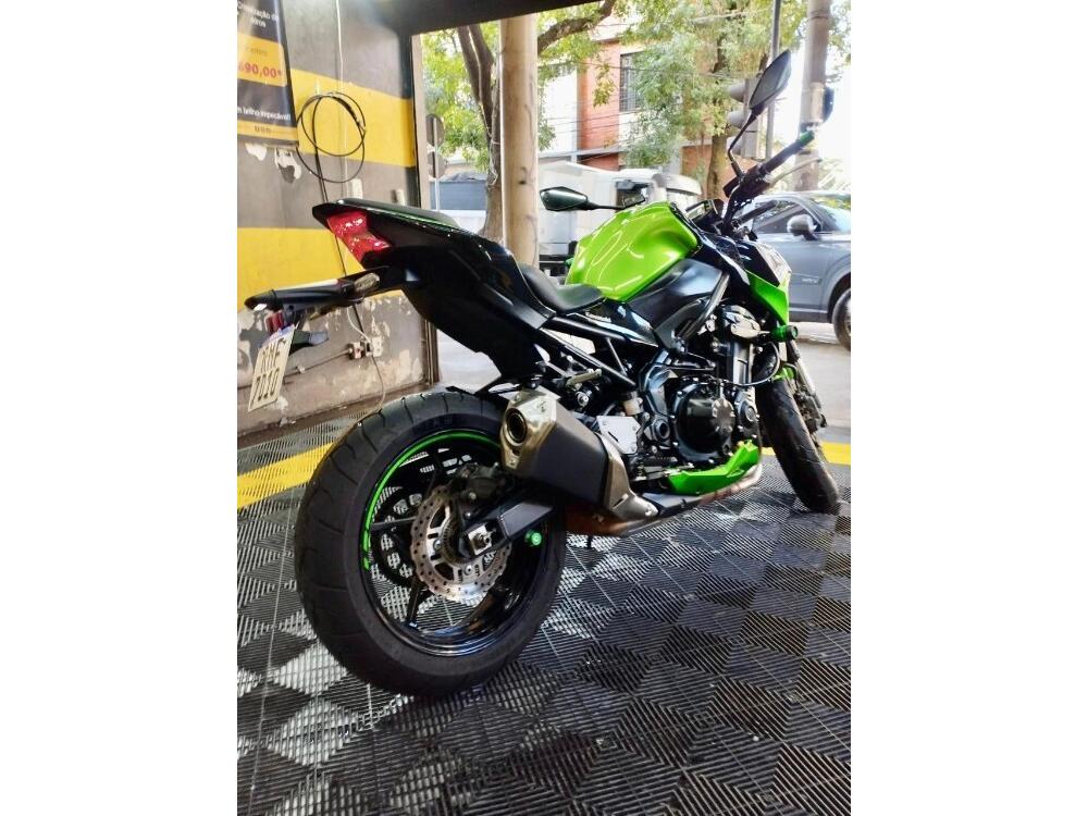 Kawasaki Z 900