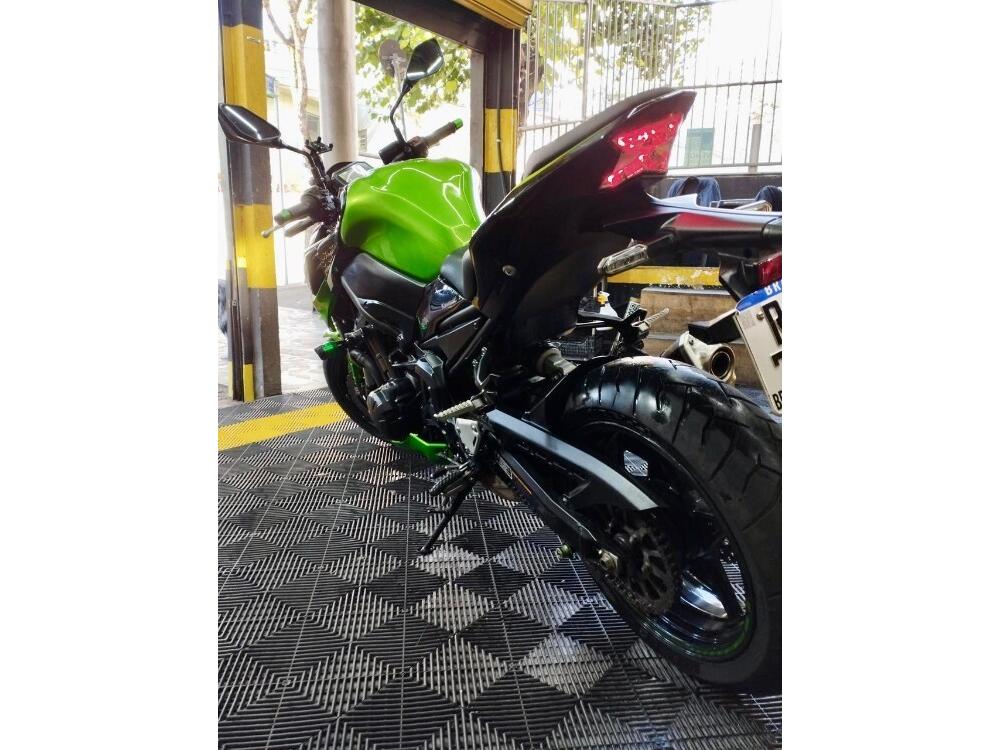 Kawasaki Z 900