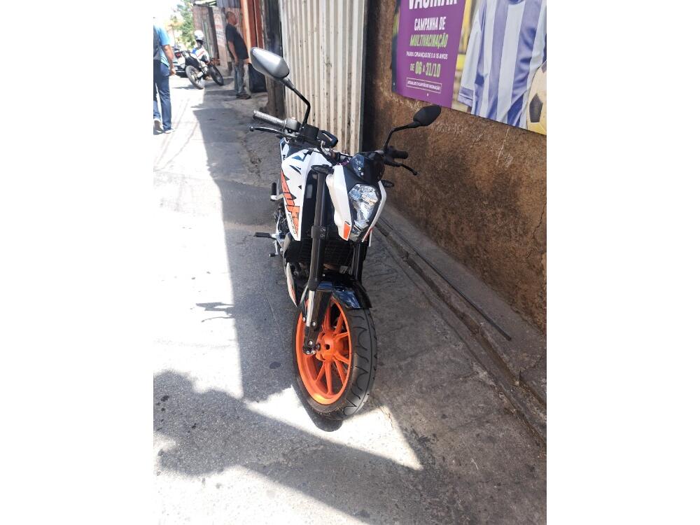 KTM Duke 200