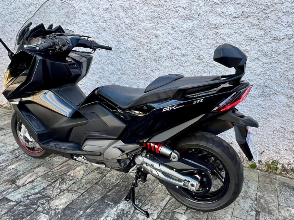 Kymco AK 550