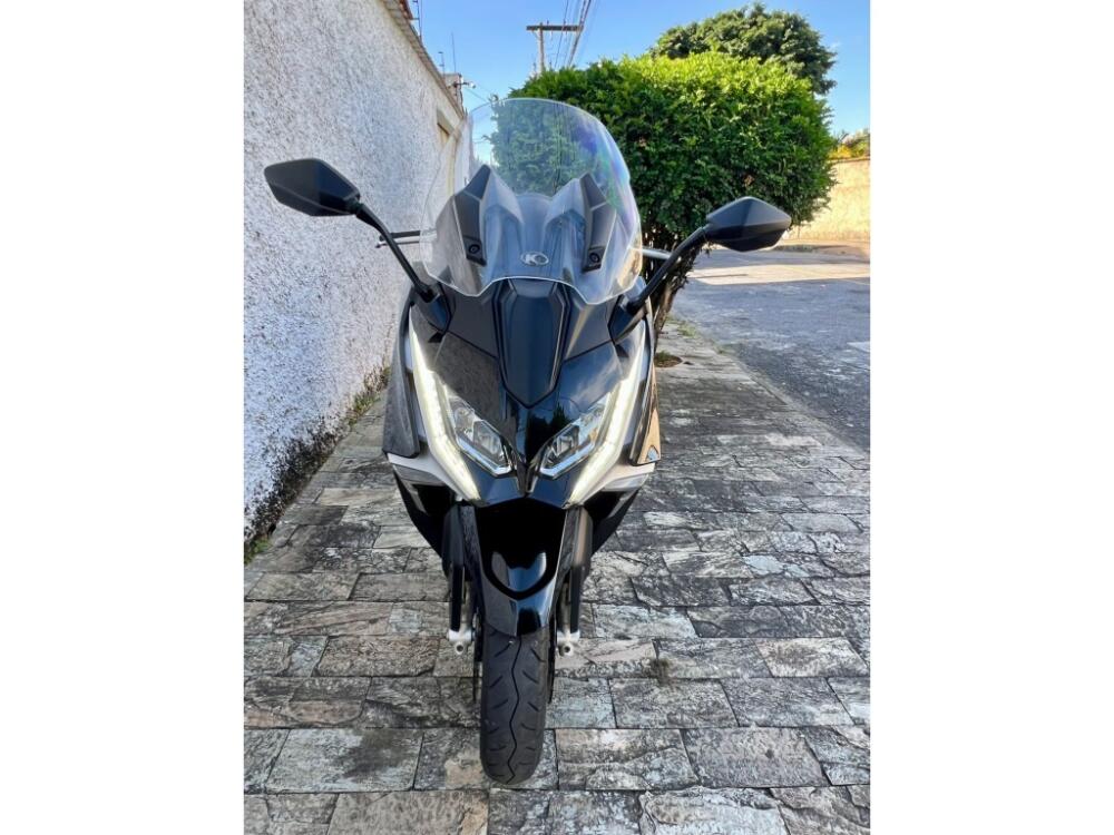 Kymco AK 550