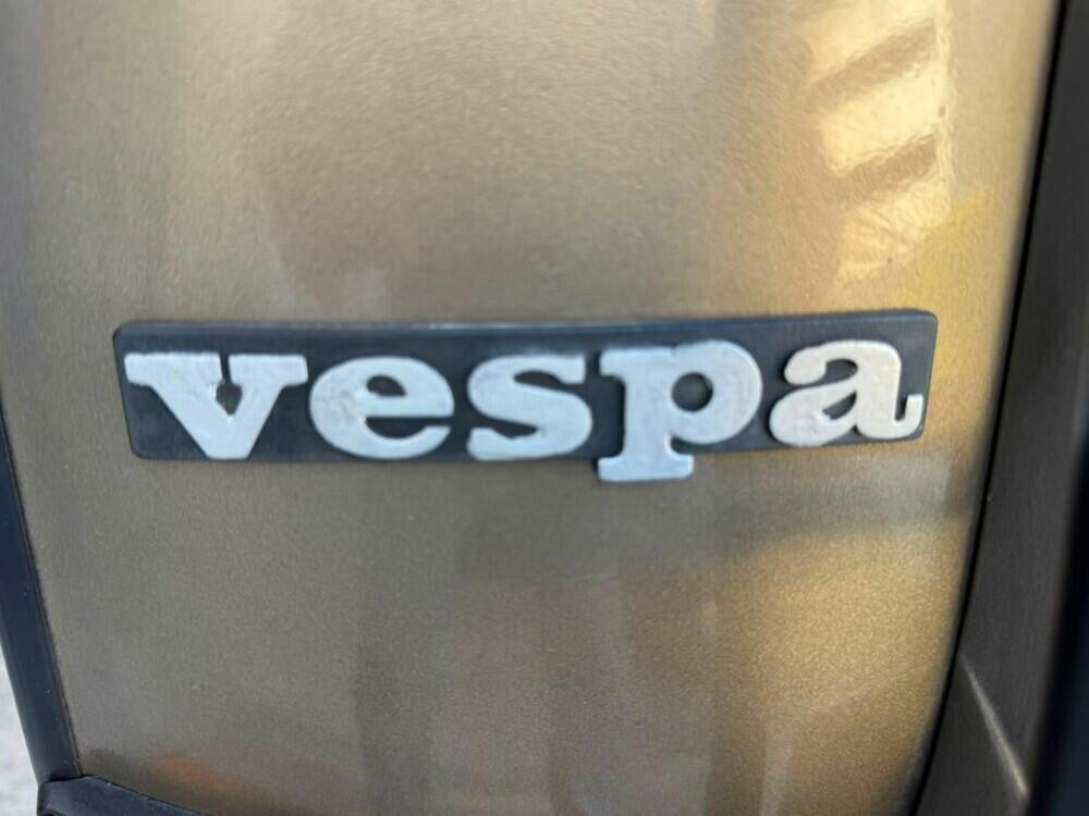 Piaggio Vespa