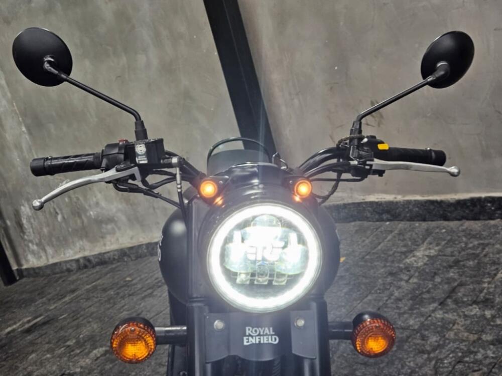 Royal Enfield Classic 500