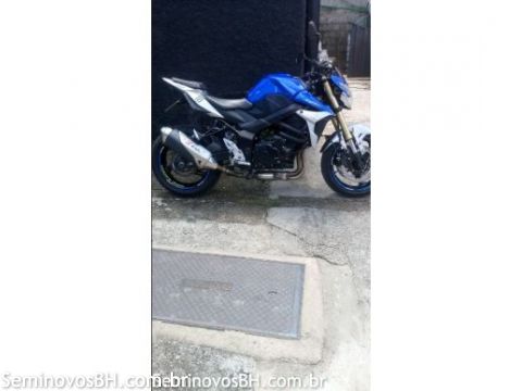 Suzuki GSR 750 Suzuki GSR 750