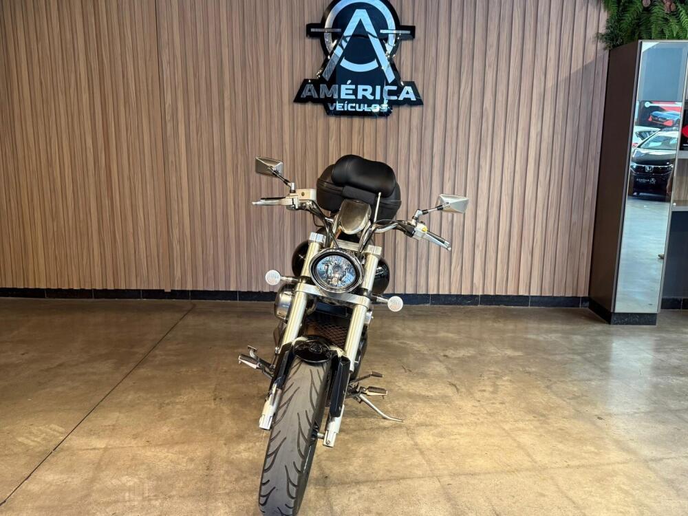 Suzuki BOULEVARD M 800