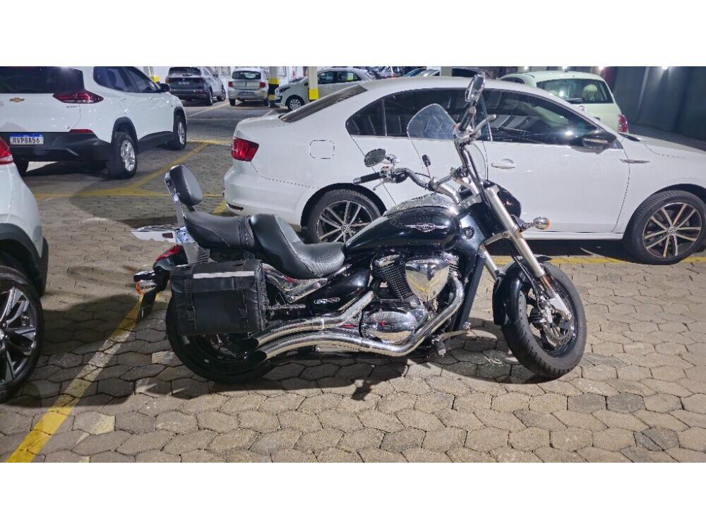 Suzuki BOULEVARD M 800