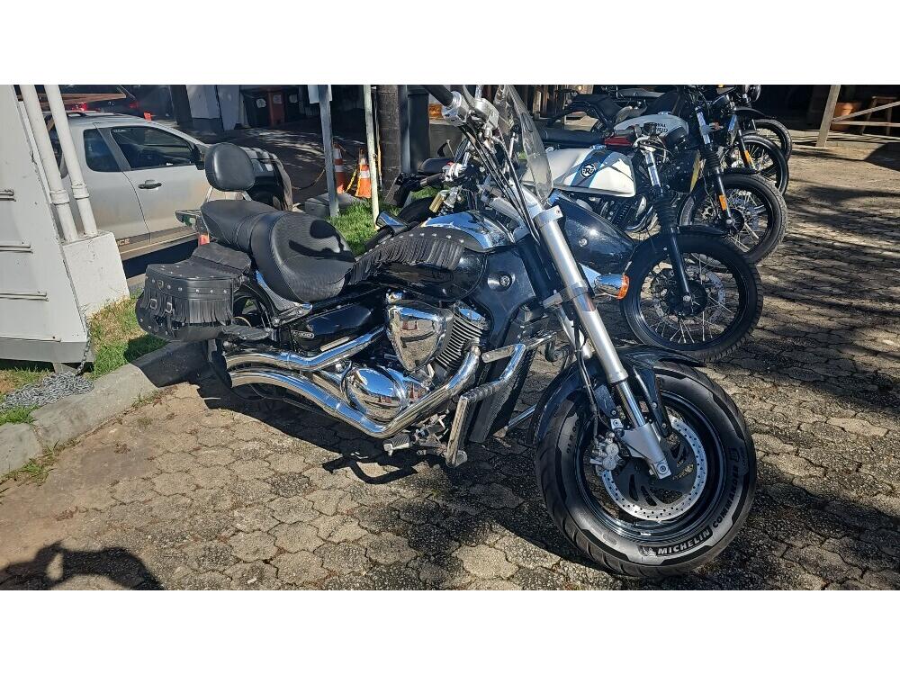Suzuki BOULEVARD M 800