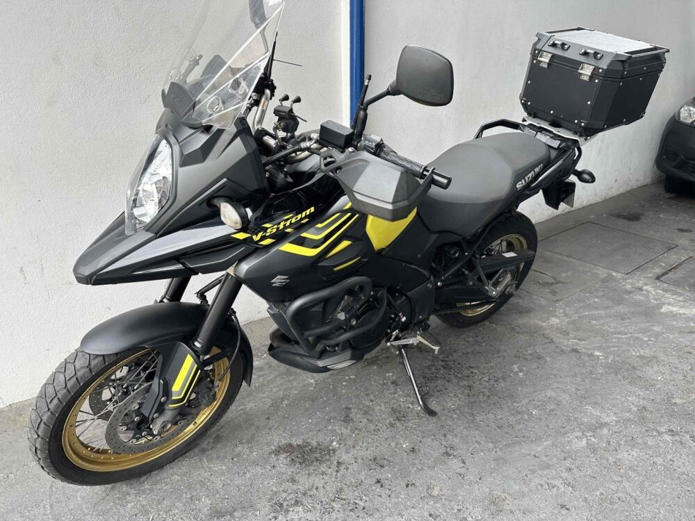 Suzuki DL 1000 V-STROM