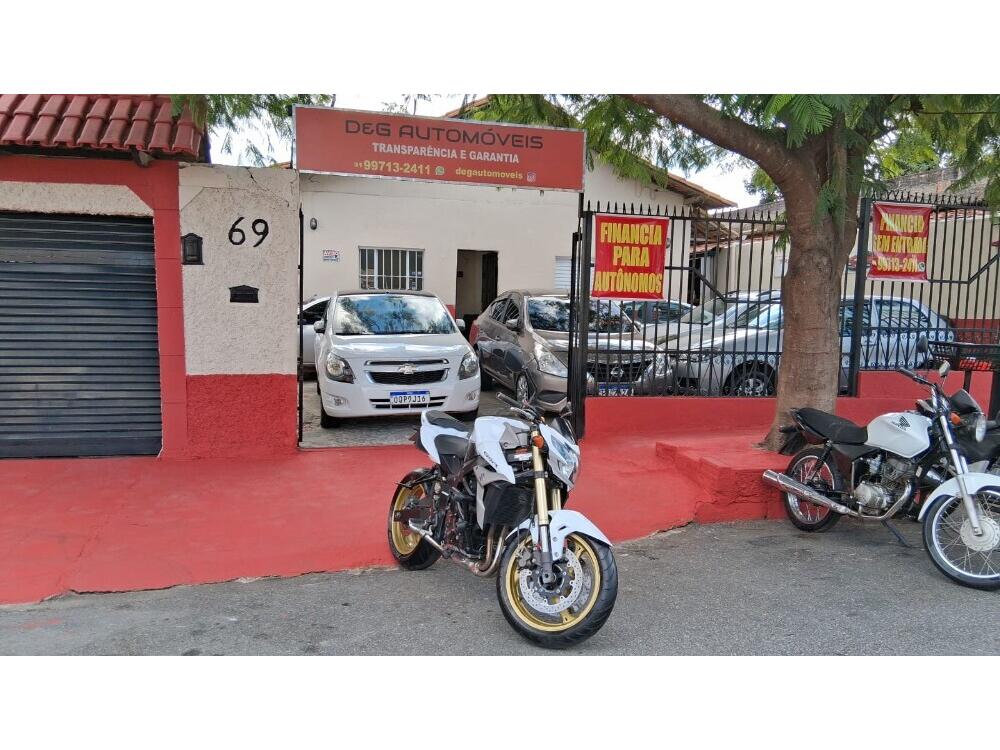 Suzuki GSR 750