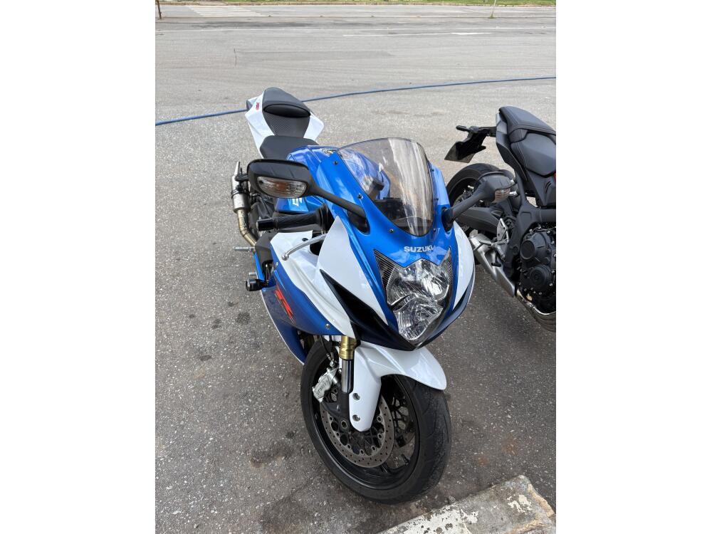 Suzuki GSX R 750 W