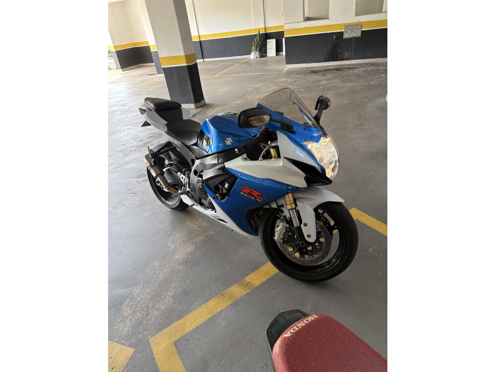 Suzuki GSX R 750 W