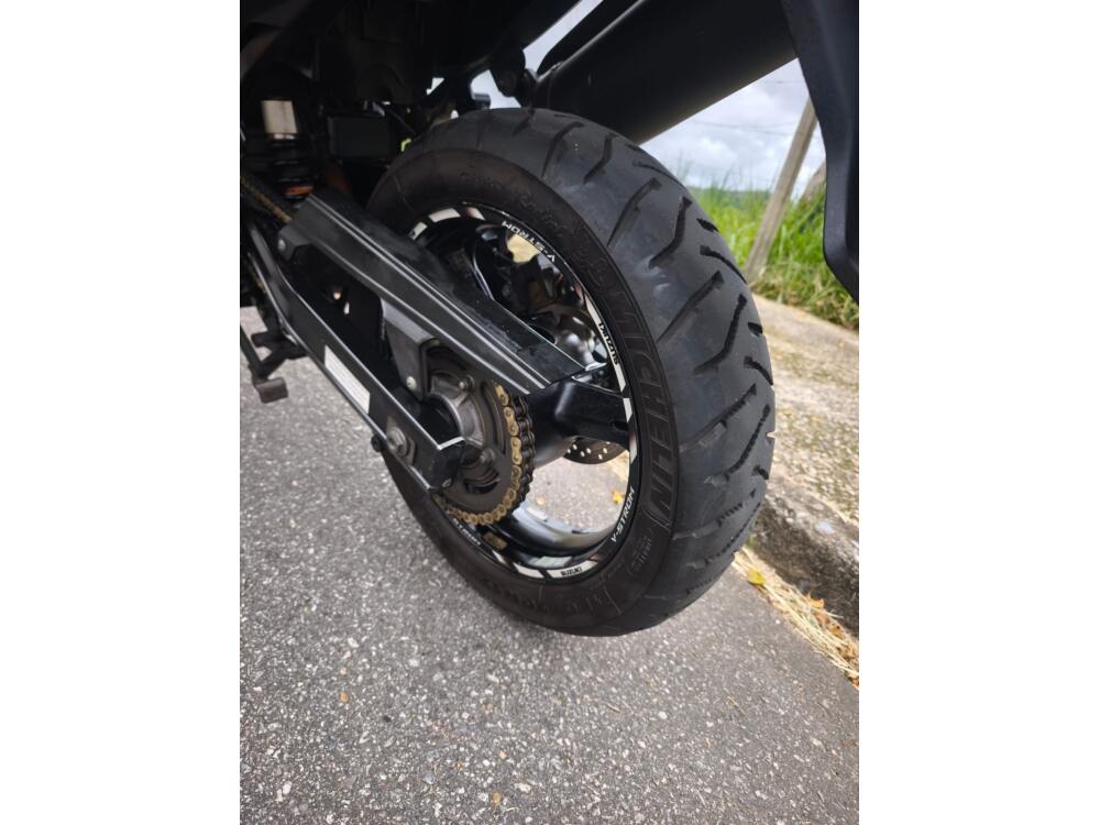 Suzuki V-Strom 650