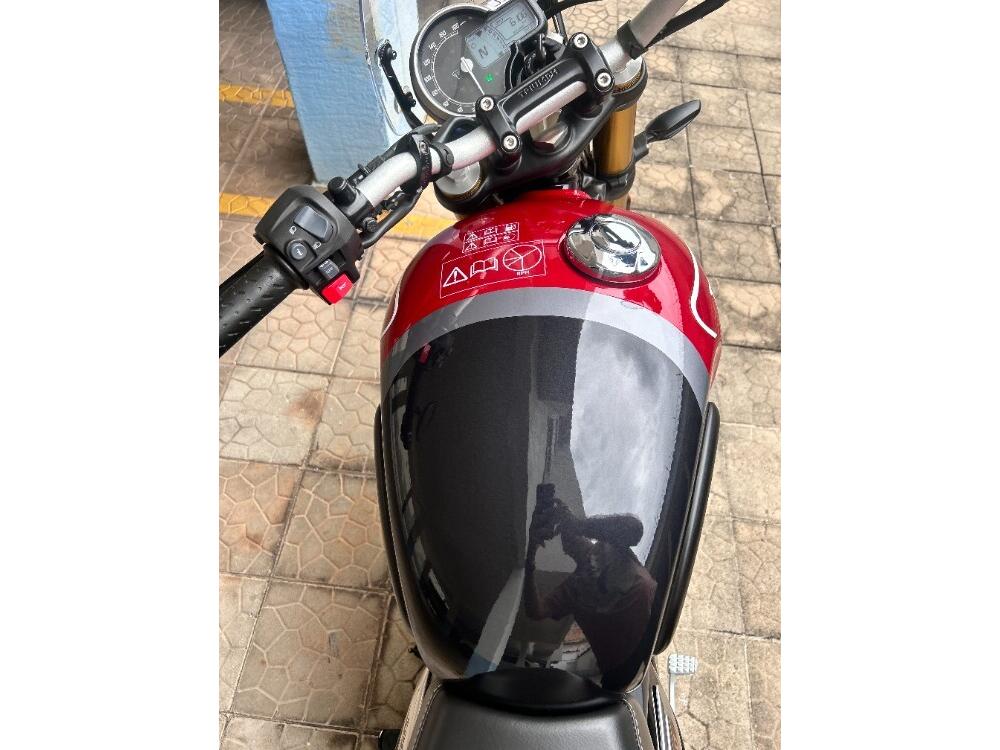 Triumph Speed 400