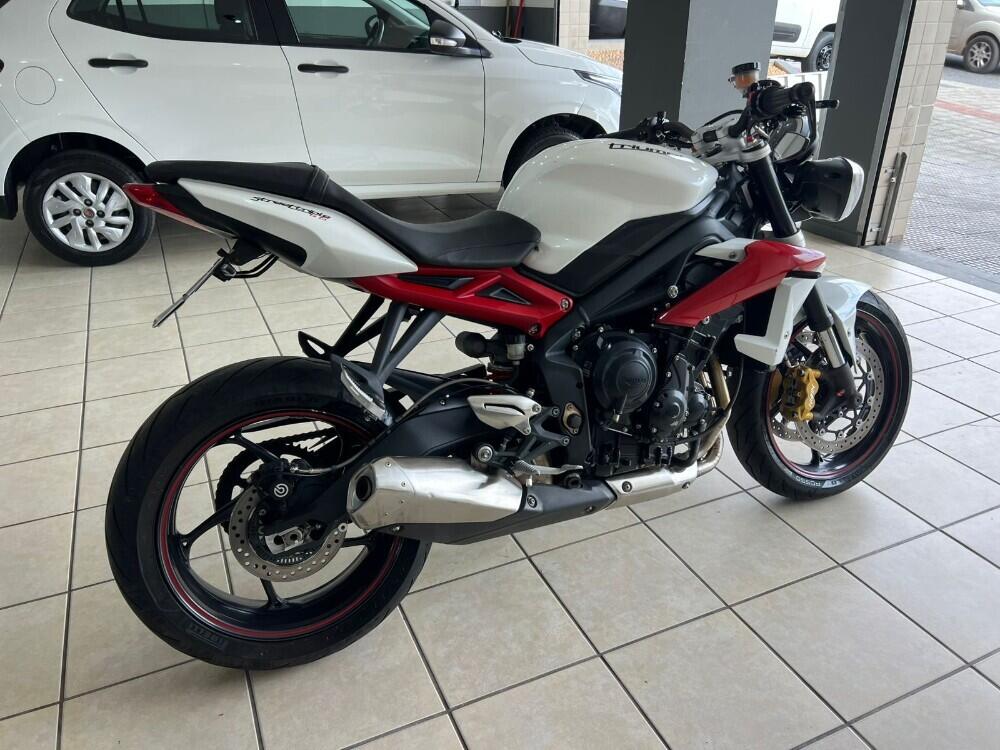 Triumph Street Triple