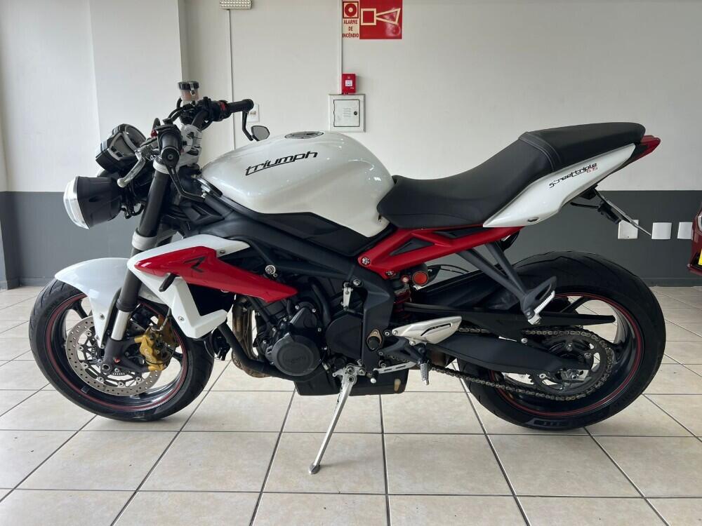 Triumph Street Triple