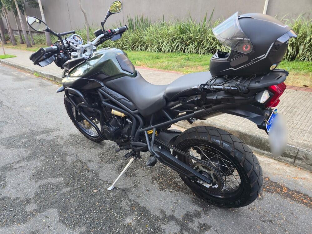 Triumph Tiger 800