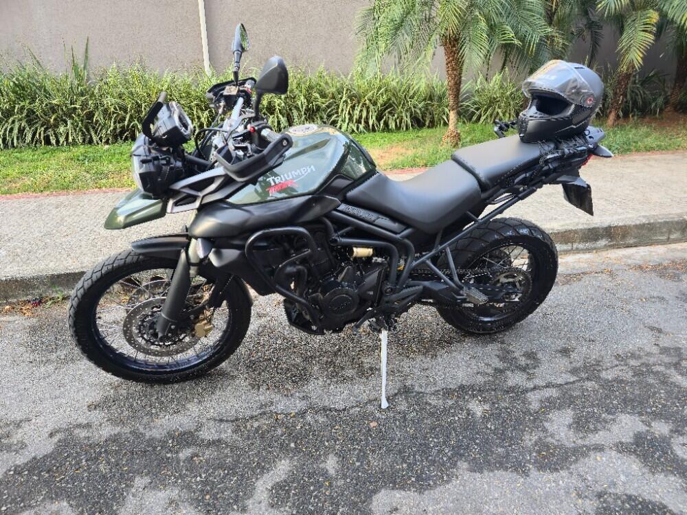 Triumph Tiger 800