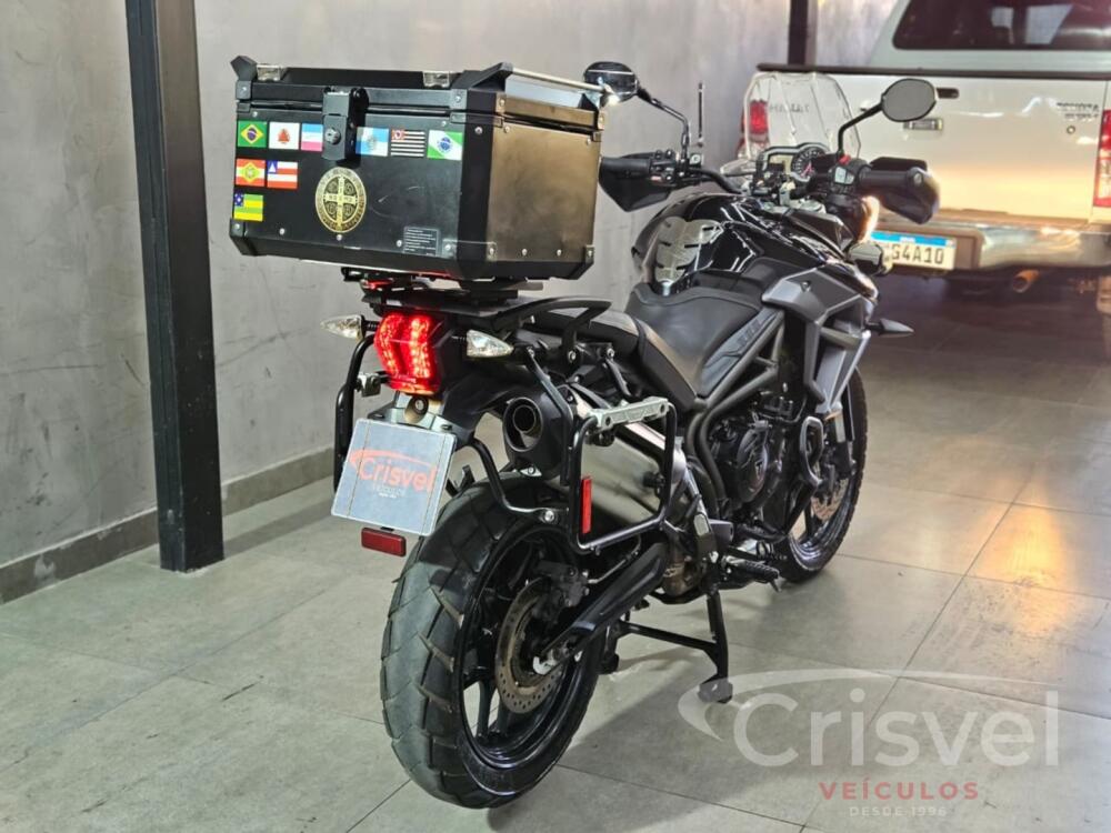 Triumph Tiger 800
