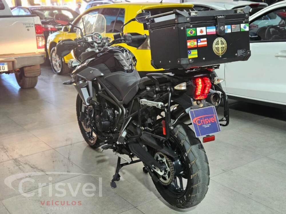 Triumph Tiger 800