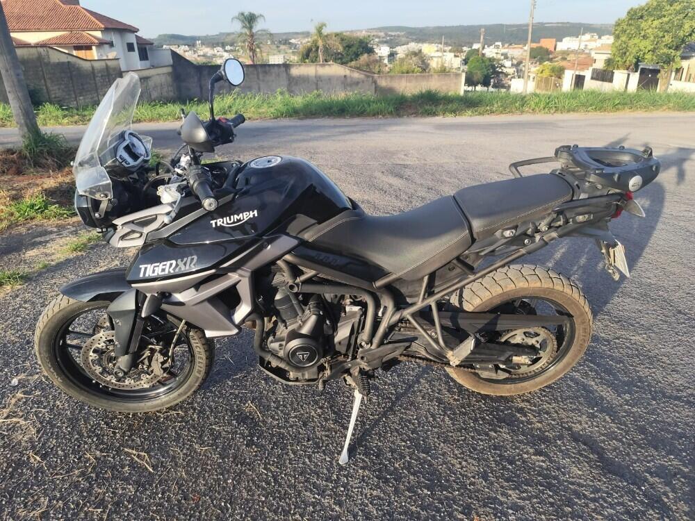 Triumph Tiger 800