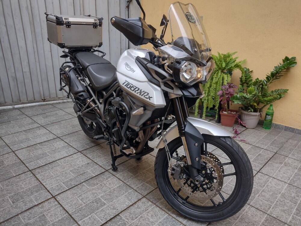 Triumph Tiger 800