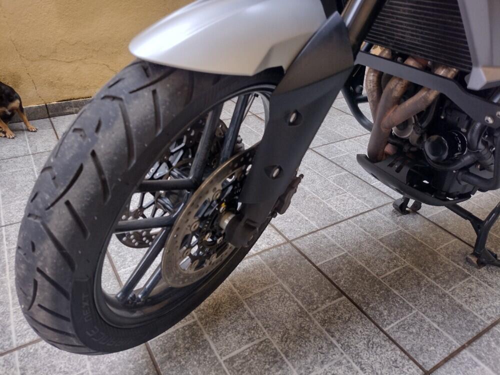 Triumph Tiger 800