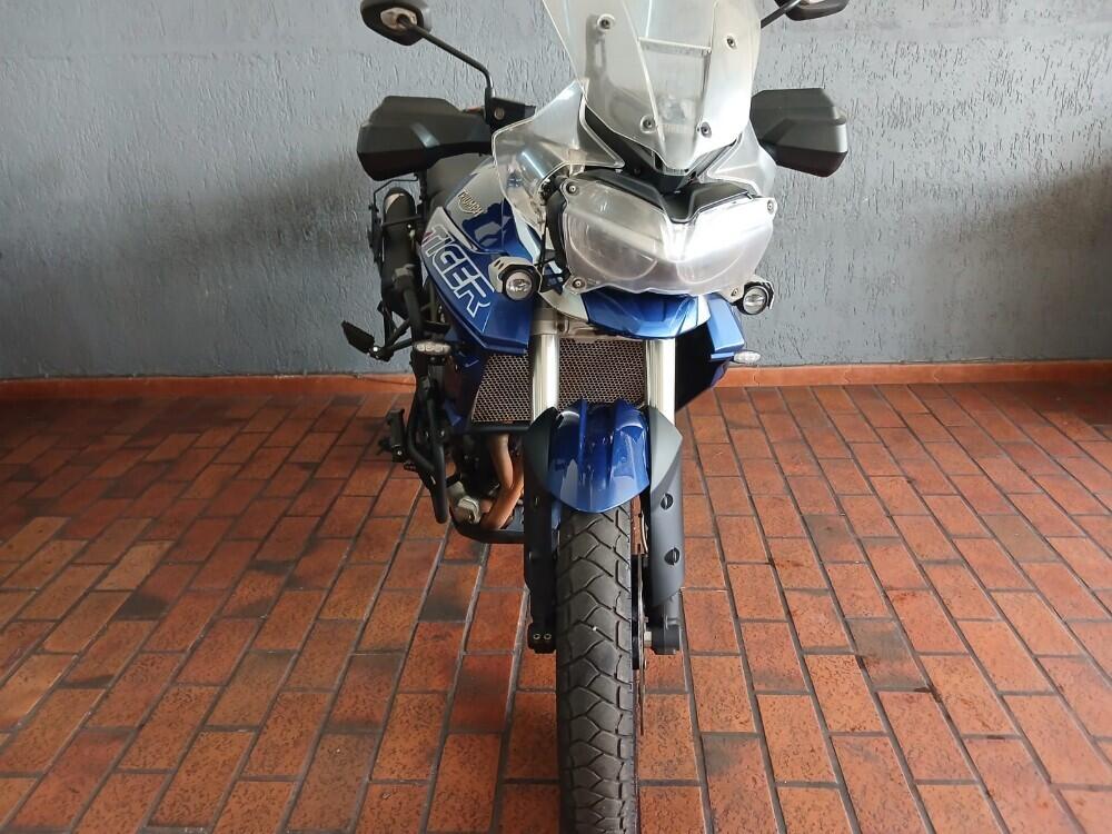 Triumph Tiger 800