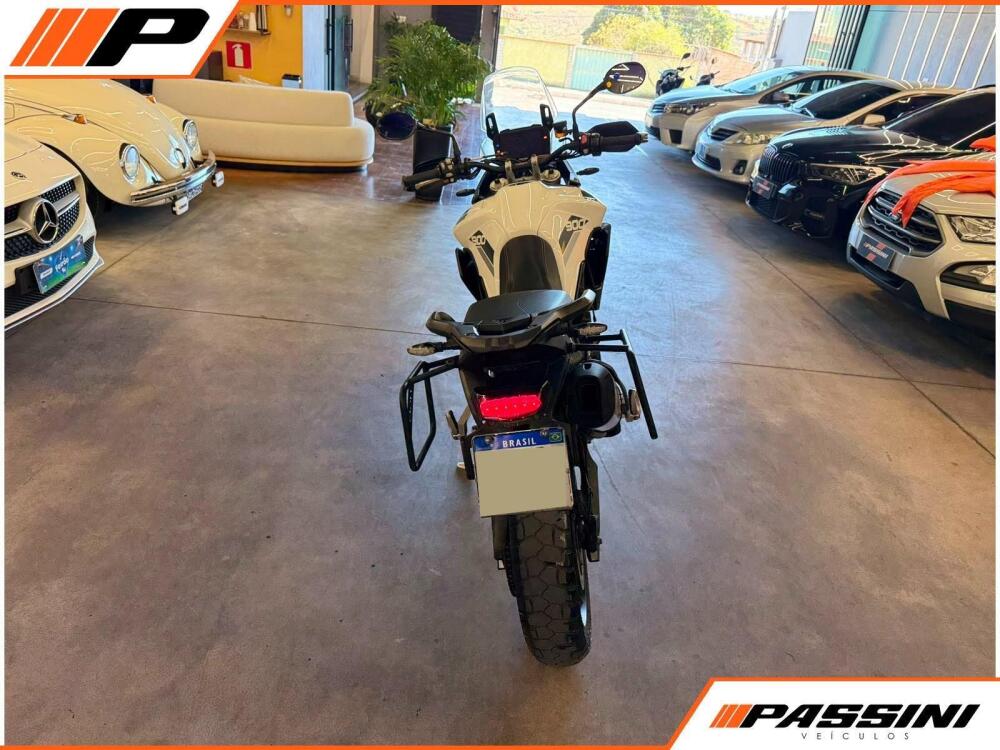 Triumph Tiger 900