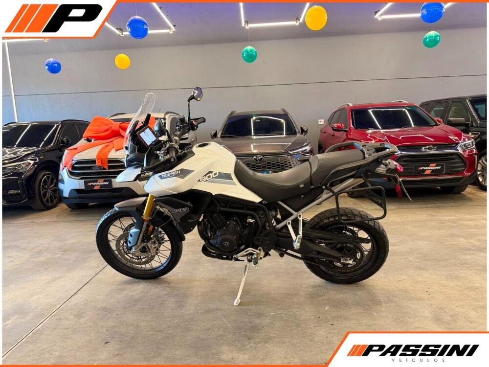 Triumph Tiger 900